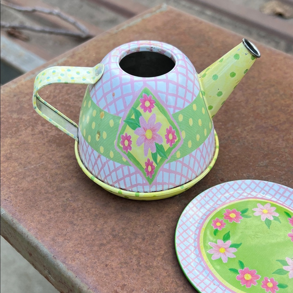 Schylling Floral Tea Pot and accessories
